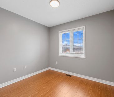 For Lease - 55 Atlantis Drive, Whitby, Ontario - Photo 4