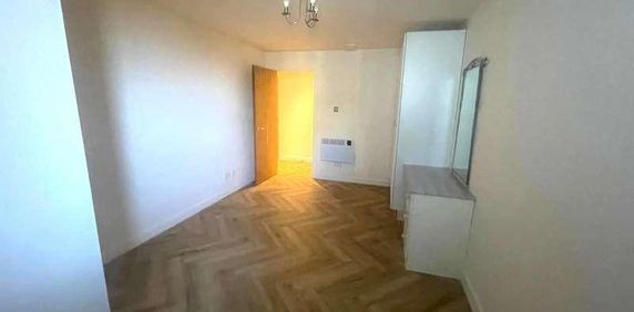 Platinum House Lyon Road, Harrow, Middlesex, HA1 - Photo 2