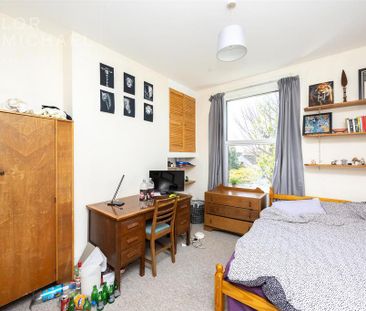 4 bedroom terraced house to rent - Photo 3