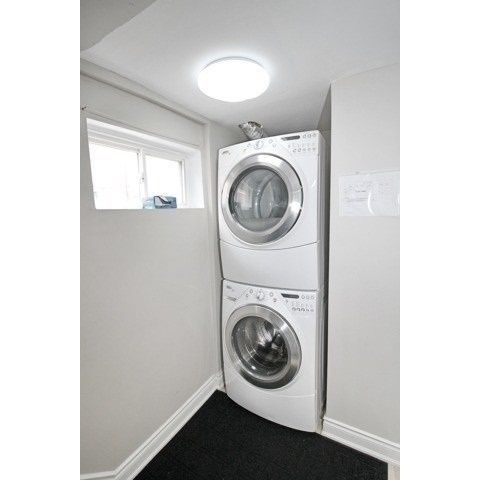 For Lease - 92 Kingsmere Crescent Unit# (Main), Brampton, Ontario - Photo 1