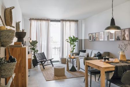 Gran Via de les Corts Catalanes, Barcelona, Catalonia 08011 - Photo 2