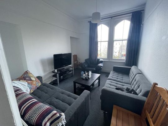 5 bedroom house share to rent - Photo 1