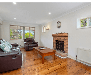 Family house next to School — Hornsby - Photo 1