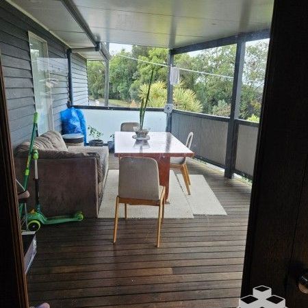 Unfurnished 3 Bedrooms Unit $690pw for Rent ( Bill Included) - Photo 1