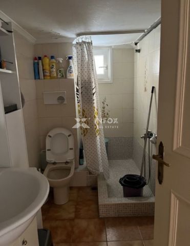 Εξαιρετικο ακινητο στην περιοχη της Καλαμαριας!Το διαμερισμα ειναι οπισθιο και ησυχο απο την οχληση της πολης.Ειναι επιπλωμενο και ετοιμο για ιδιοκατοικιση αλλα και επενδυση! - Photo 2