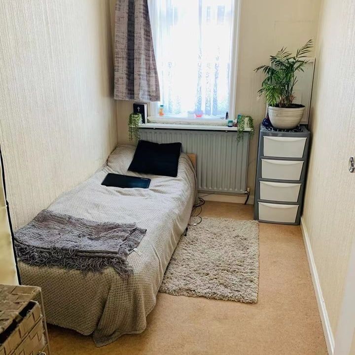 Room in a Shared House, New Way Road, NW9 - Photo 1