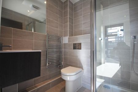 2 bedroom apartment to rent - Photo 5