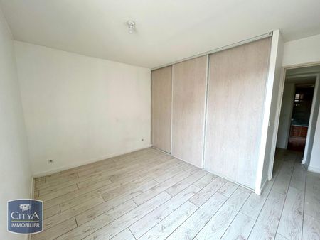 Location Appartement 4 pièces 107m² CASTRES 81100 - Photo 5