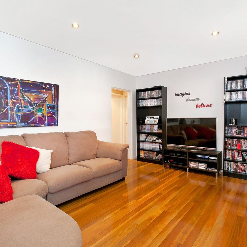 Beautiful Two-Bedroom Unit in a Prime Location - Photo 1