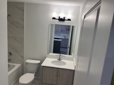 For Lease - 461 Green Road Unit# 101, Hamilton, Ontario - Photo 4