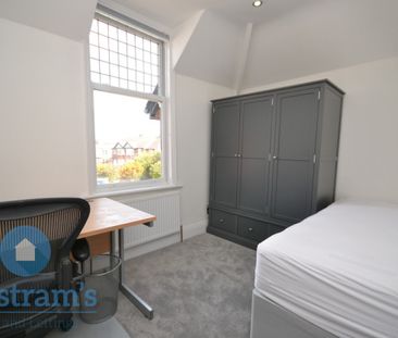 6 bed Detached House for Rent - Photo 5