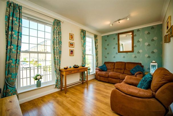 3 bedroom terraced house to rent - Photo 1