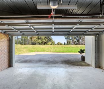 Luxury Apartment - Walking Distance to CBD - Photo 4