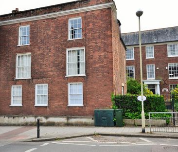 2 bedroom Flat To Let - Photo 6