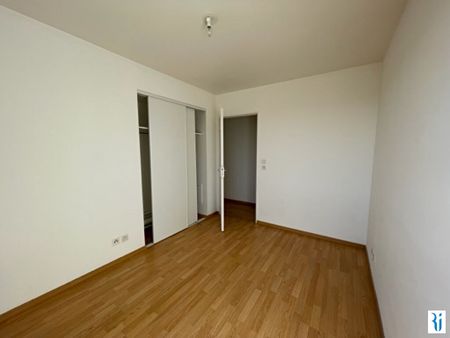 Location Appartement 3 pièces 68m² - Photo 4