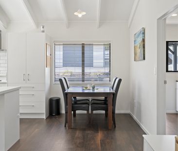 Magnificent on Meander - Welcome Bay - Photo 2