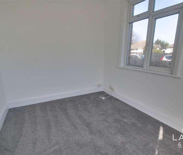 Coronation Road, Clacton-on-sea, CO15 - Photo 4