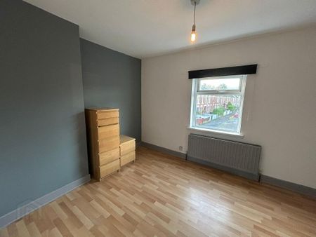 298 Donegall Avenue, Belfast, BT12 6LU - Photo 2