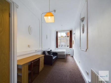 Studio to rent - Photo 3