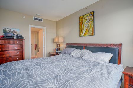 Stunning West Facing Ocean Sunset Views Corner Unit - 16th Floor - 2 Bedrooms - 2 Bathrooms - Photo 3