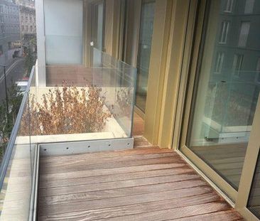 Location Appartement 3 pièces 65m² PARIS 15ème - Photo 5