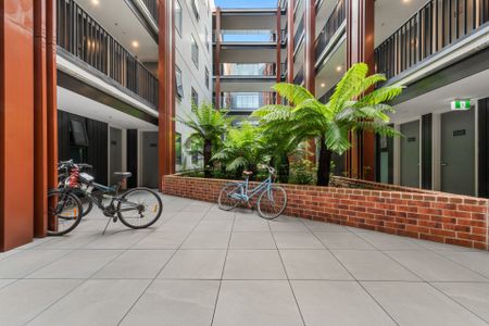 High Quality Fully Furnished Apartment in the city - Photo 4
