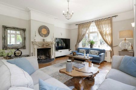 5 bedroom semi-detached house to rent - Photo 2