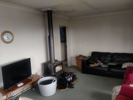 4BR house in Dalmore with great views - Photo 2