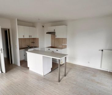 Location Appartement 4 pièces 70m² MASSY 91300 - Photo 5