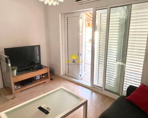 DUPLEX 3 BEDROOMS AND 1 BATHROOM - Photo 1