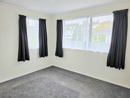 Family Home - Photo 2