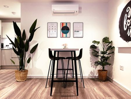 1 Bed Flat, Windmill Road, TW8 - Photo 4