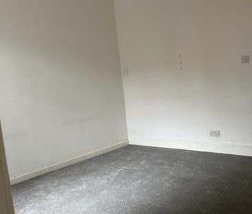 Studio Flat, Handsworth, B21 - Photo 2