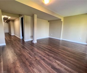 For Lease - 3140 Blackfriar Common, Oakville, Ontario - Photo 3