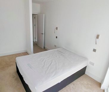 Station Parade, LETCHWORTH GARDEN CITY - Photo 1