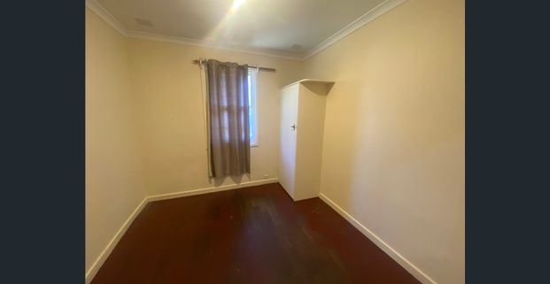 **Open Wednesday 19th Nov. 5:00 PM - 5:15 PM** - Photo 1