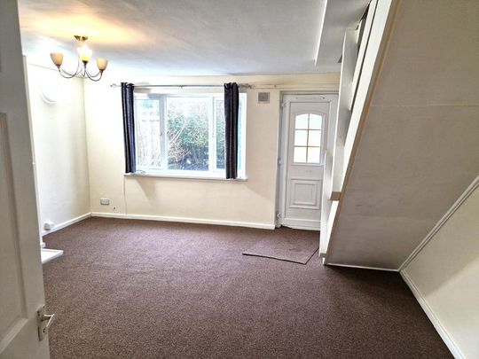 2 bedroom terraced house to rent - Photo 1