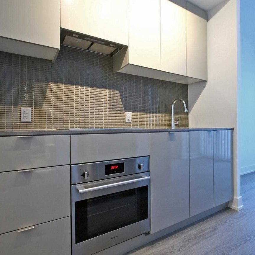 For Lease - 7 Grenville Street Unit# 1116, Toronto, Ontario - Photo 1