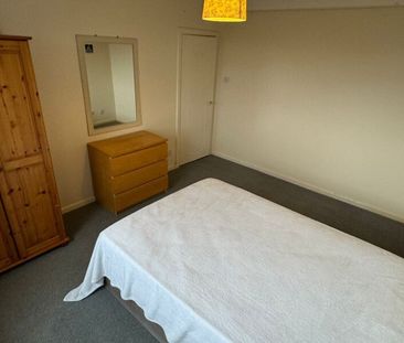 Pelham Place, Chapel Allerton, Leeds, LS7 3QZ - Photo 4