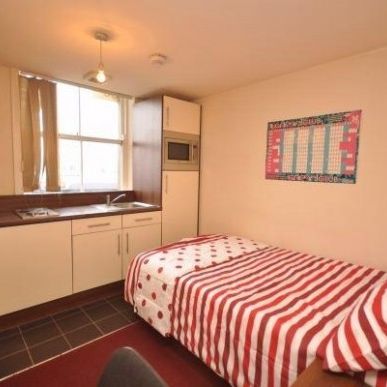 1 Bed - Kirkgate, Oldgate, Town Centre, Huddersfield - Photo 1