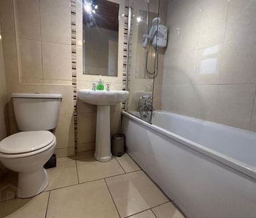 79 Young Street, Lisburn, BT27 5EB - Photo 5