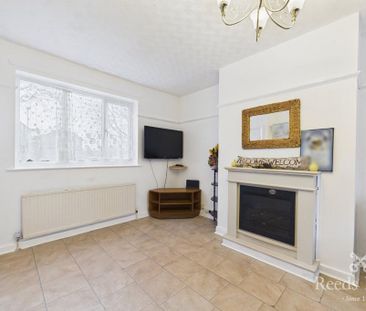 3 bedroom end of terrace house to rent - Photo 4