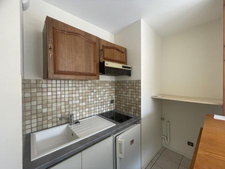 Location Appartement 2 pièces 36m² AGEN 47000 - Photo 3