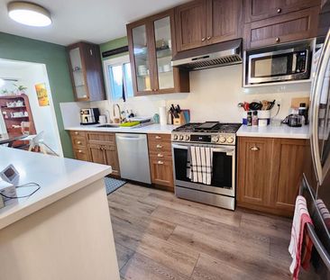 For Lease - 63 Bronte Crescent, Barrie, Ontario - Photo 5