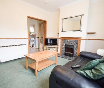 4 bedroom house to rent - Photo 3