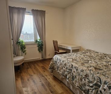 Knivsta - 2rok - tillsv - 9.200kr/mån - Photo 3