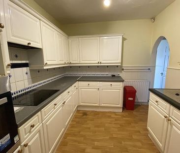 Marian Terrace - , - Photo 5