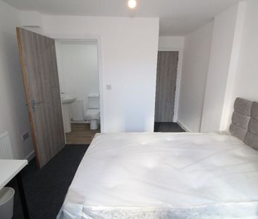 Gordon Street flat 4, PRESTON, Lancashire PR1 7HJ - Photo 2