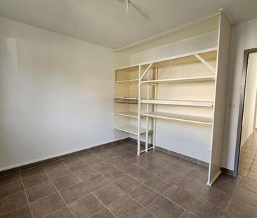 Location maison individuelle 4 pièces 98 m² à Villefranche-de-Rouer... - Photo 3