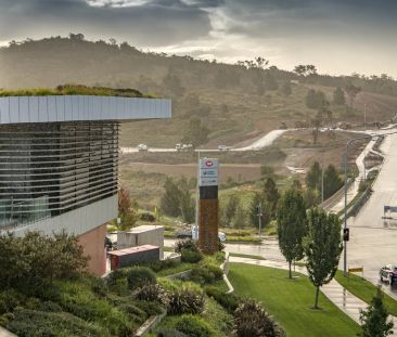 North Facing Executive 2 Bedroom Apartment - Photo 3